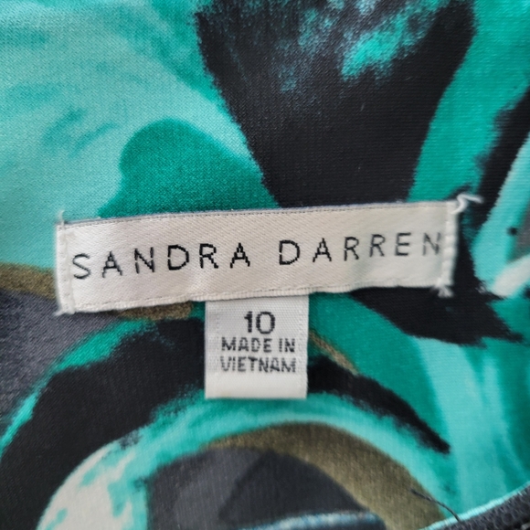 Sleeveless Black Dress with Beaded Neckline By Sandra Darren Size 10 - Picture 5 of 9